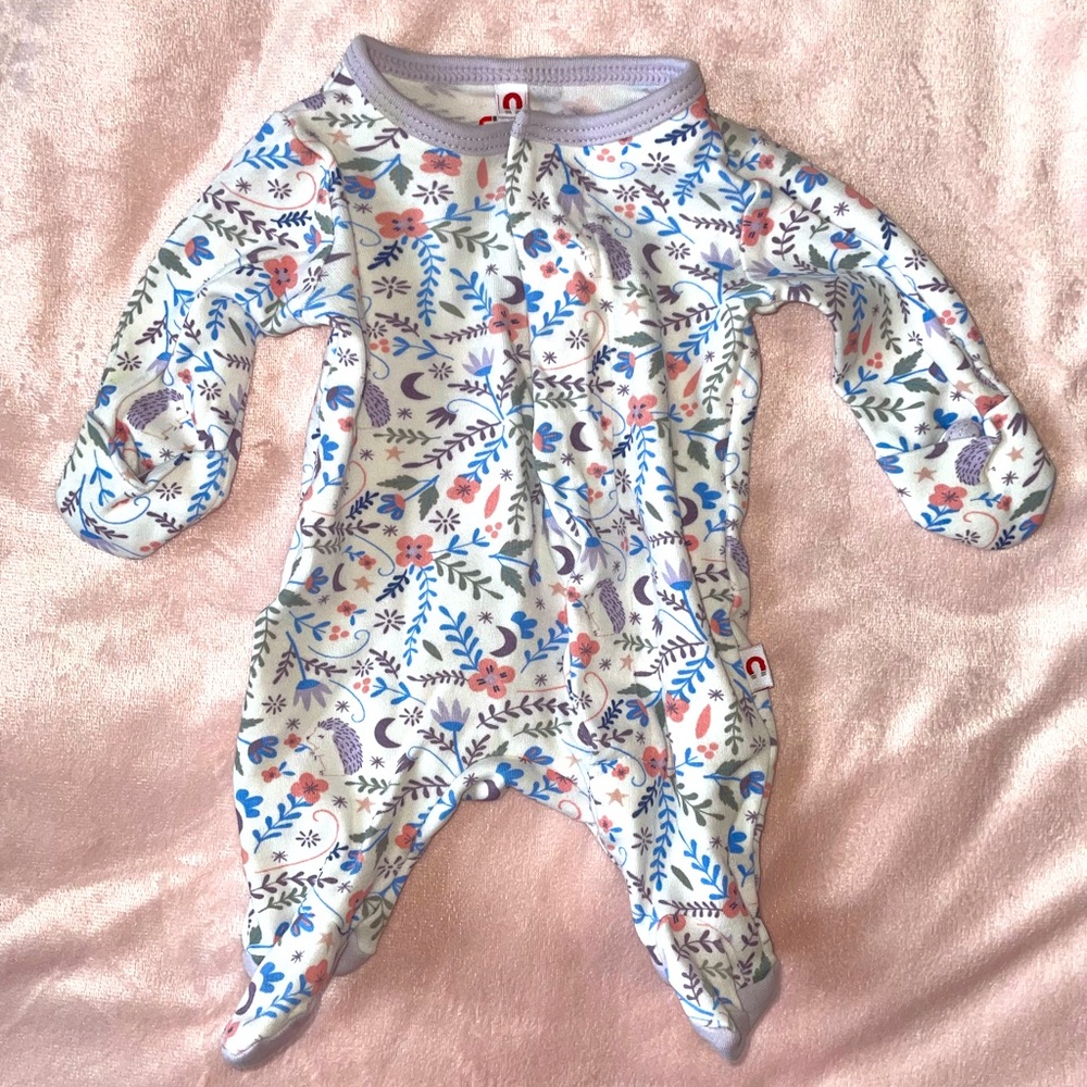 Premie onesie